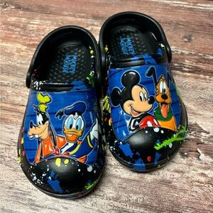 NWOT Disney Mickey Mouse Clog Shoes Outdoor Park Slip On Sandals, 9-10